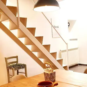https://lartista.sicilyhotelsitaly.net
