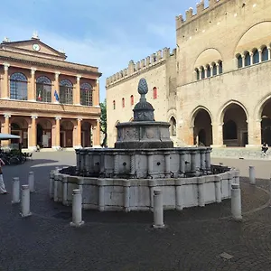 https://appartamento-in-piazza-cavour.emilia-romagnahotels.net